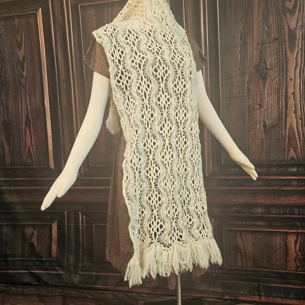 Vintage 1970s Crochet Fringe Shawl Wrap Cream Ivory Boho Handmade Lace Scarf